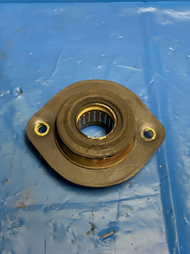 2003-04 Ford Mustang SVT Cobra Firewall Steering Bushing Donut 191