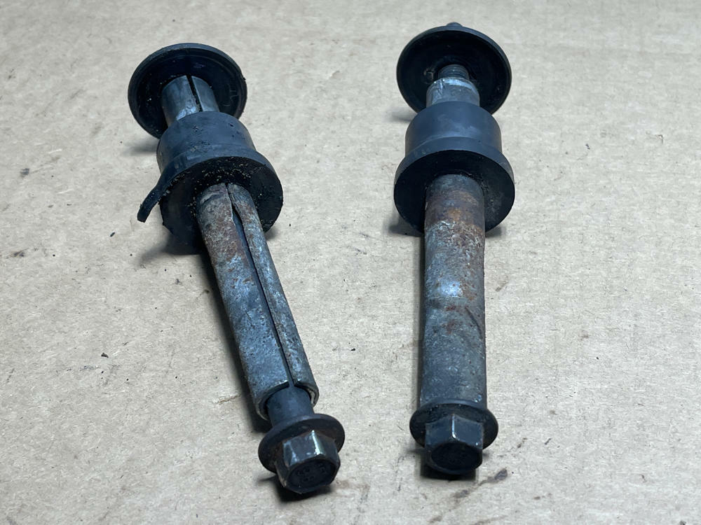 2003-04 Ford Mustang SVT Cobra Steering Rack Bolts & Sleeves 218