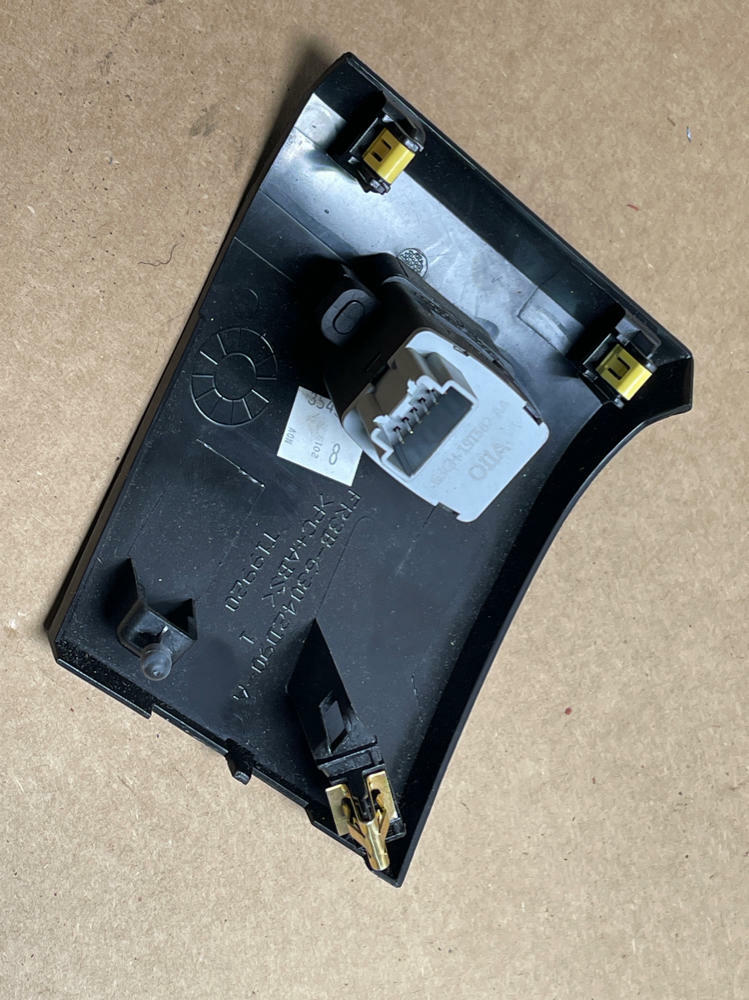 2018-23 Ford Mustang Fresh Air Nozzle 217