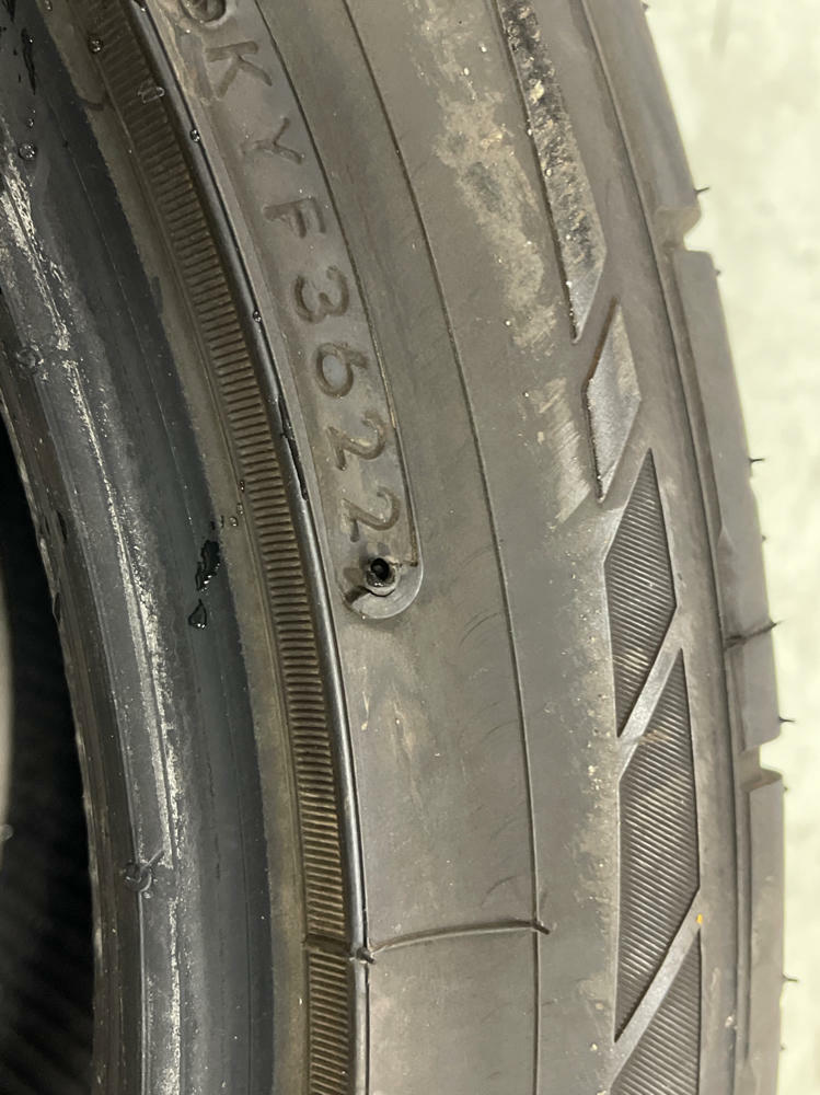 2018-23 Ford Mustang GT Nitto NT555 G2 Front Tire- 8/32'' Tread 216