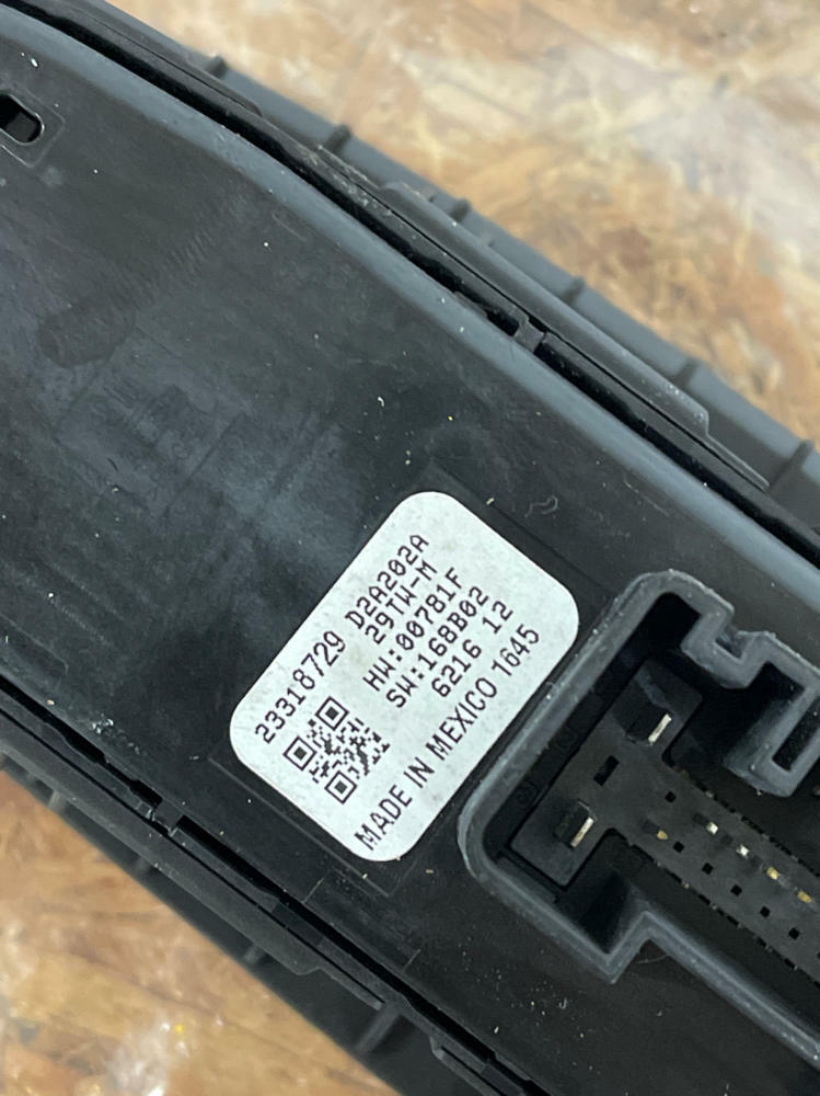 2016-23 Chevrolet Camaro SS Passenger RH Window Switch/Trim- Convertible 199