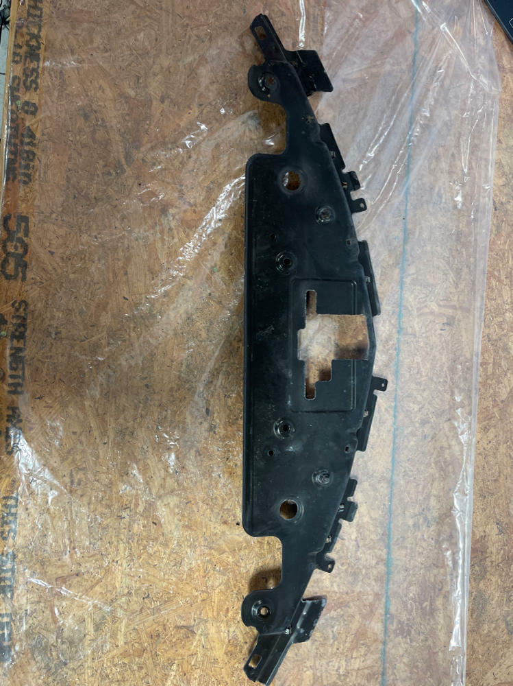 2016-23 Chevrolet Camaro SS Chevy Performance Upper Radiator Panel 199
