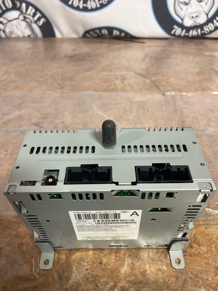 2015-17 Ford Mustang OEM CD Player Assembly PU-3606S