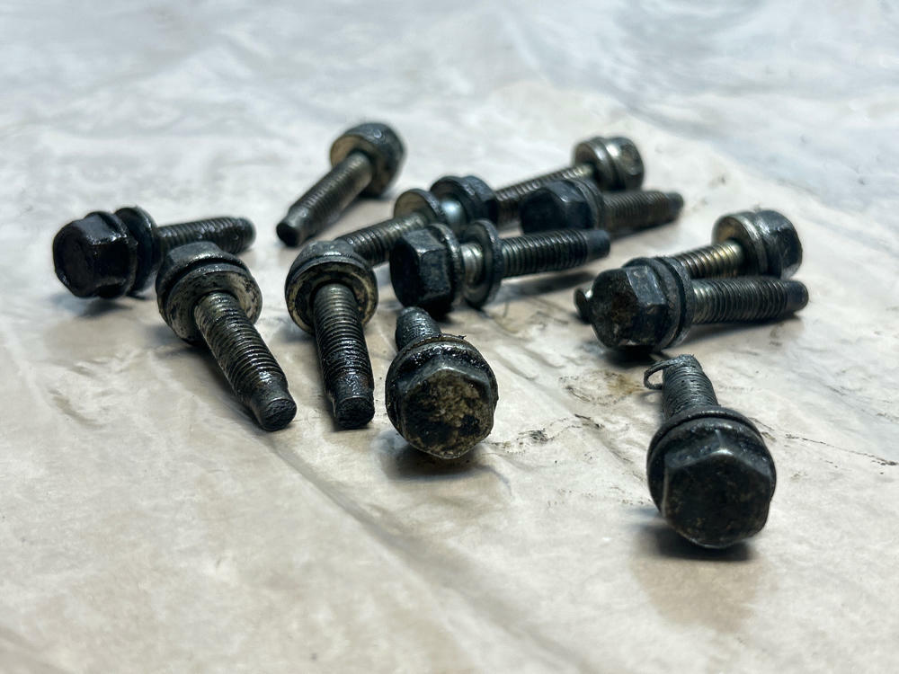 1999-04 Ford Mustang GT OEM Oil Pan Hardware 230
