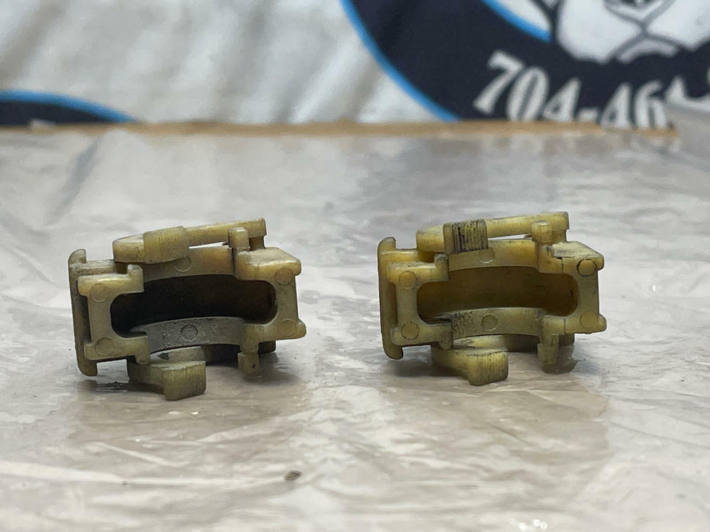 2003-04 Ford Mustang SVT Cobra A/C Hard Line Clips Set- Low Miles 270