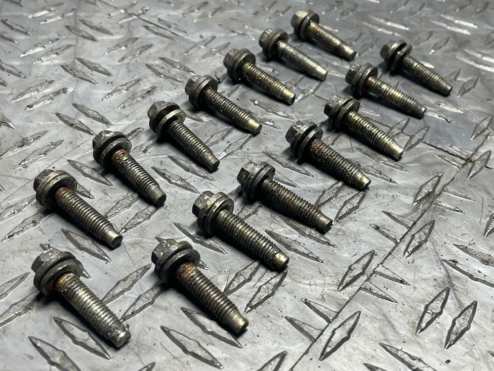 1999-04 Ford Mustang GT/Saleen Oil Pan Bolts- for 4.6 2V