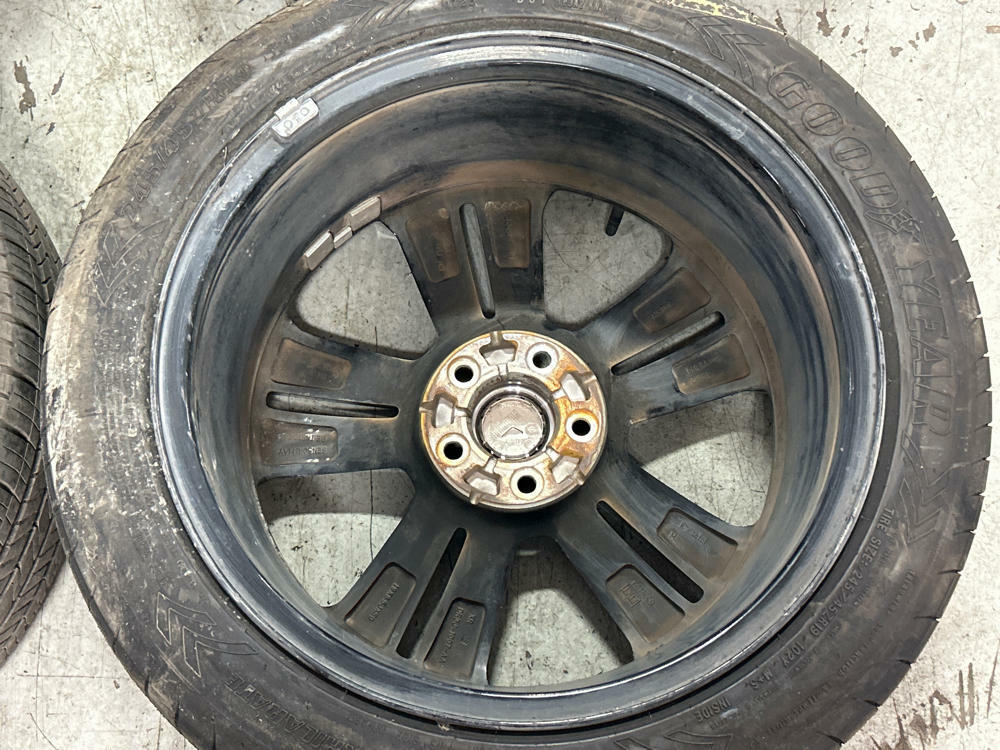 2013-14 Ford Mustang GT/CS Wheel & Tire Combo 259