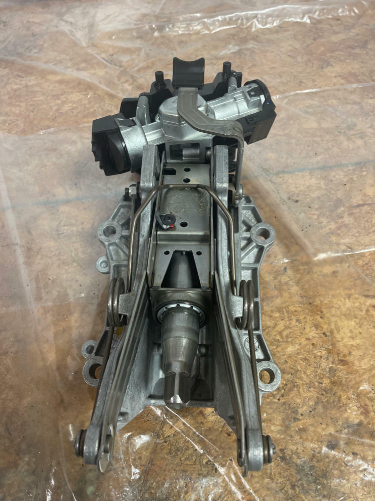 2013-14 Ford Mustang GT Steering Column 232