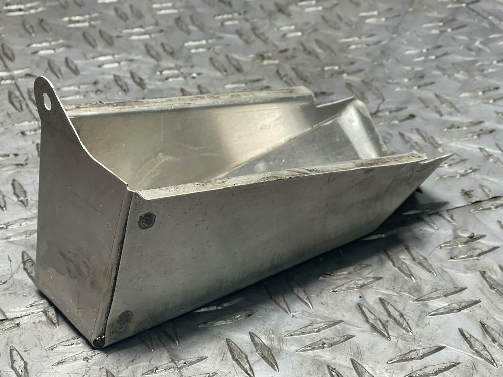 1996-04 Ford Mustang Manual Transmission Inspection Cover 277