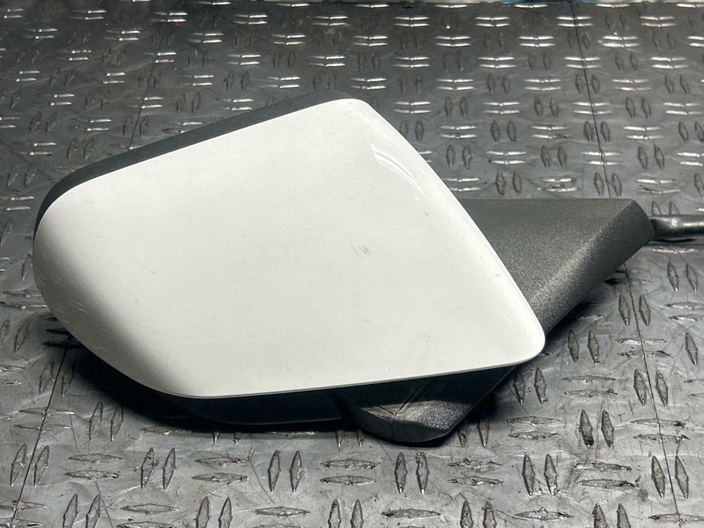 2015-23 Ford Mustang GT Passenger RH Mirror 279