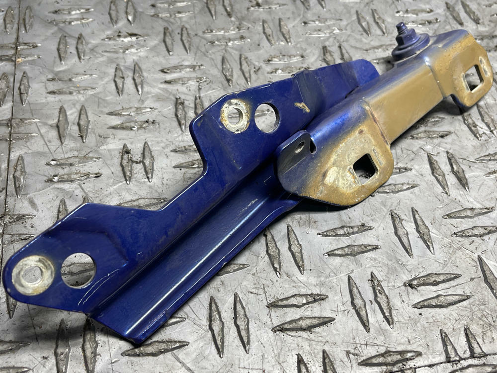 1999-04 Ford Mustang Hood Hinges Pair- Code SN 283