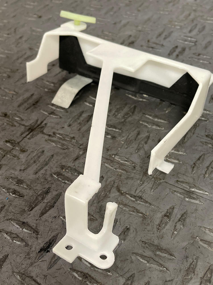 1999-04 Ford Mustang ECU Cage Bracket 284