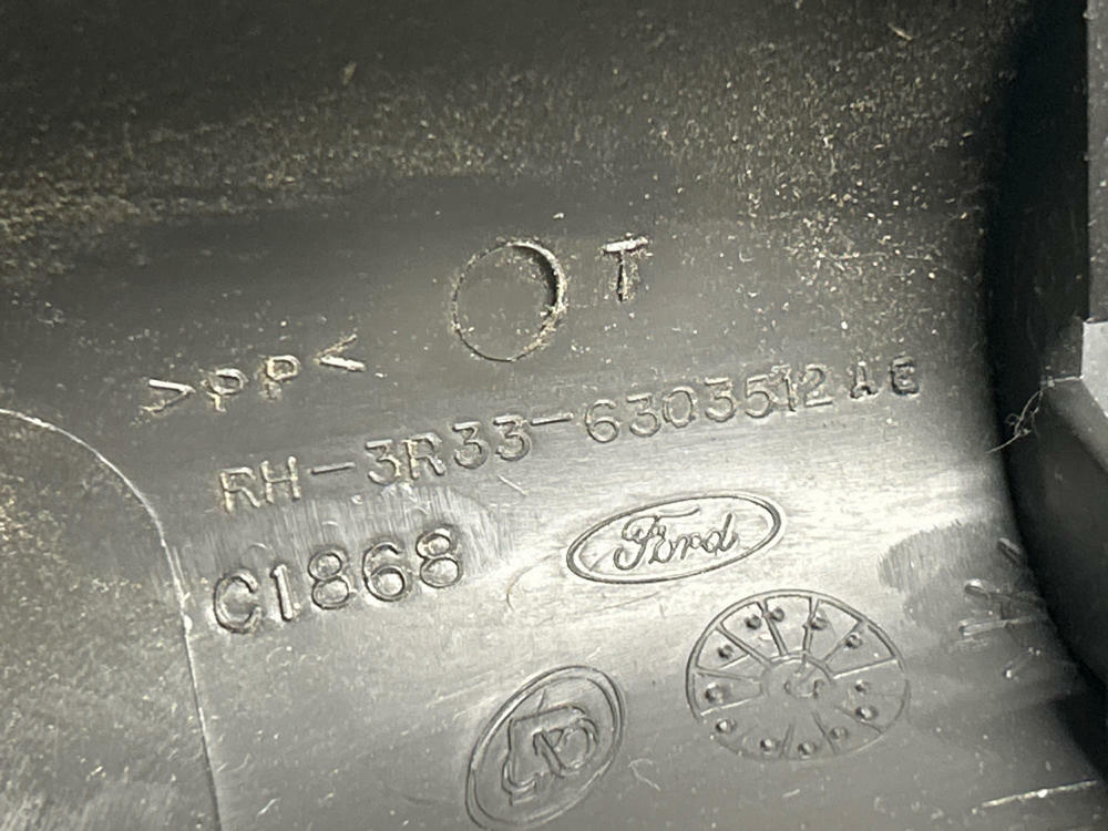 1999-04 Ford Mustang Interior A-Pillars LH RH: FOR COUPE 284