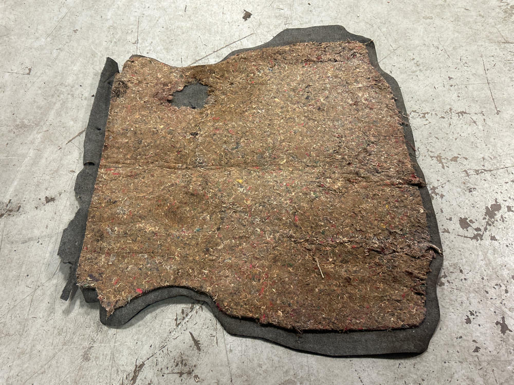 1994-98 Ford Mustan Trunk Carpet Spare Tire Cover 287