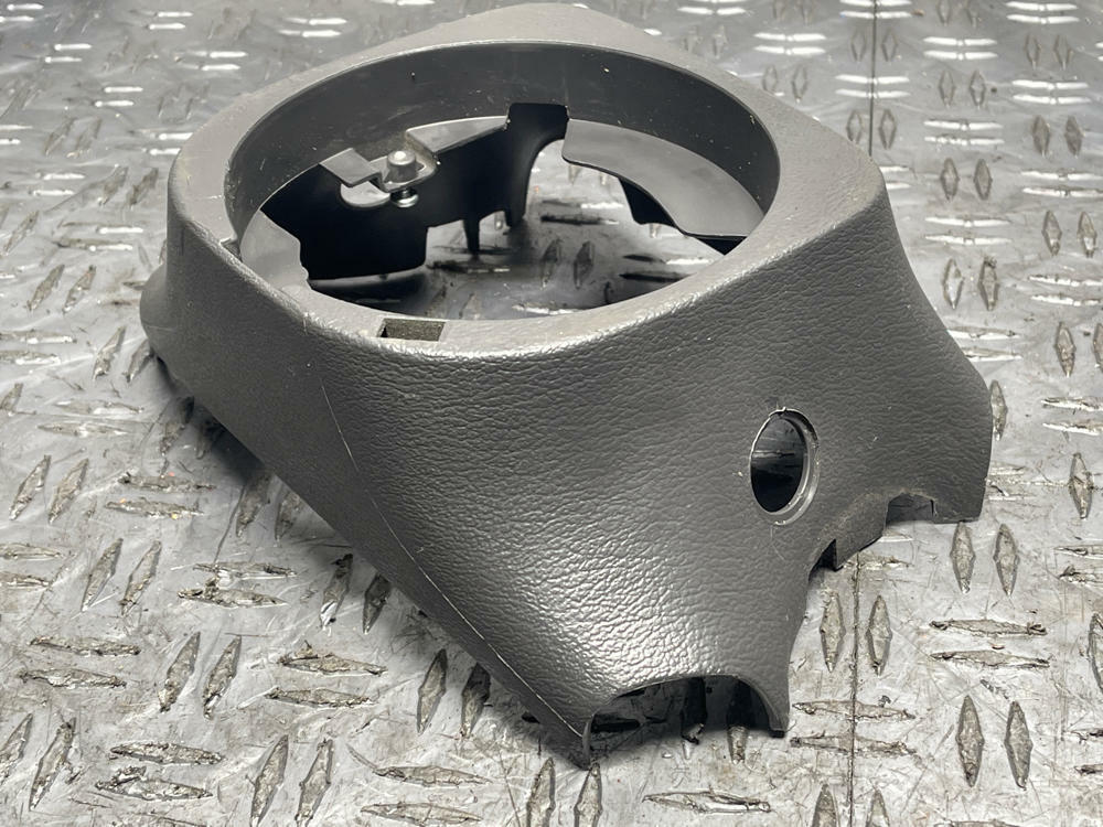 2003-04 Ford Mustang SVT Cobra Steering Wheel Trim & Button Controls 288