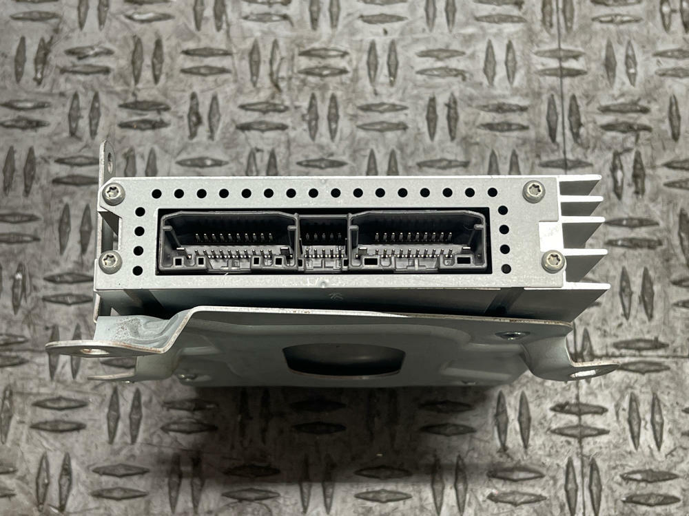 2011-14 Ford Mustang OEM Amplifier (DR3T-18T806-AF) 290