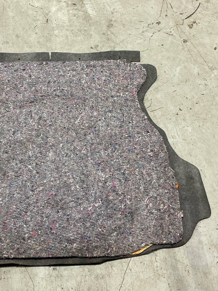 2003-04 Ford Mustang SVT Cobra Trunk Carpet Spare Tire Cover 36k Miles 305
