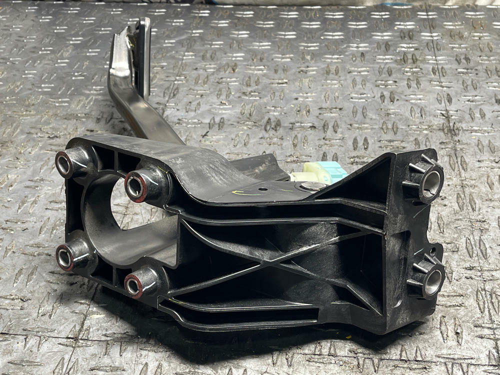 2018-23 Ford Mustang Brake Pedal Assembly (10R80) 56k Miles 310