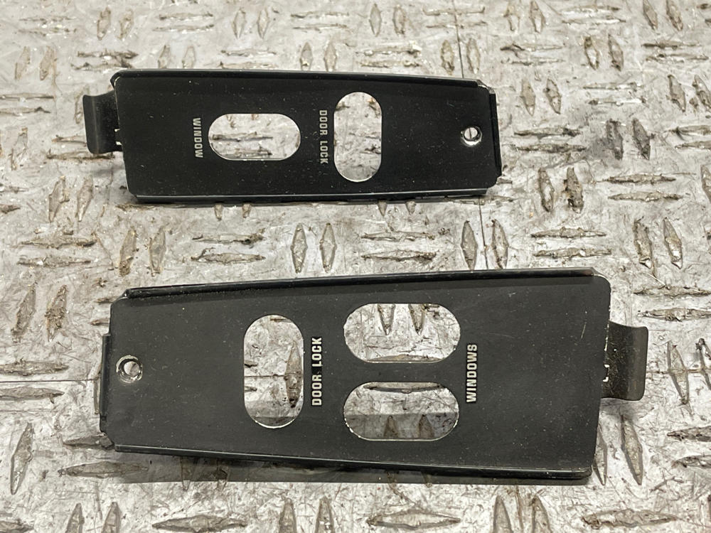 1987-93 Ford Mustang OEM Window Switch Bezels 289