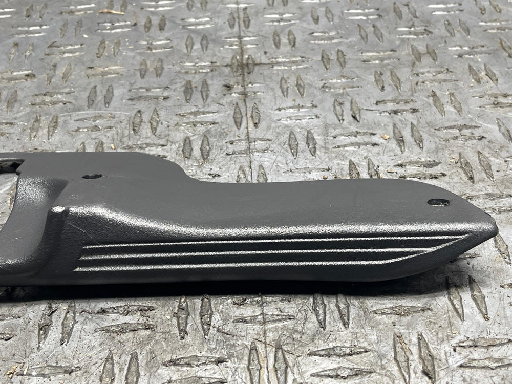 2003-04 Ford Mustang Mach One Trunk Latch Cover 19k Miles 296