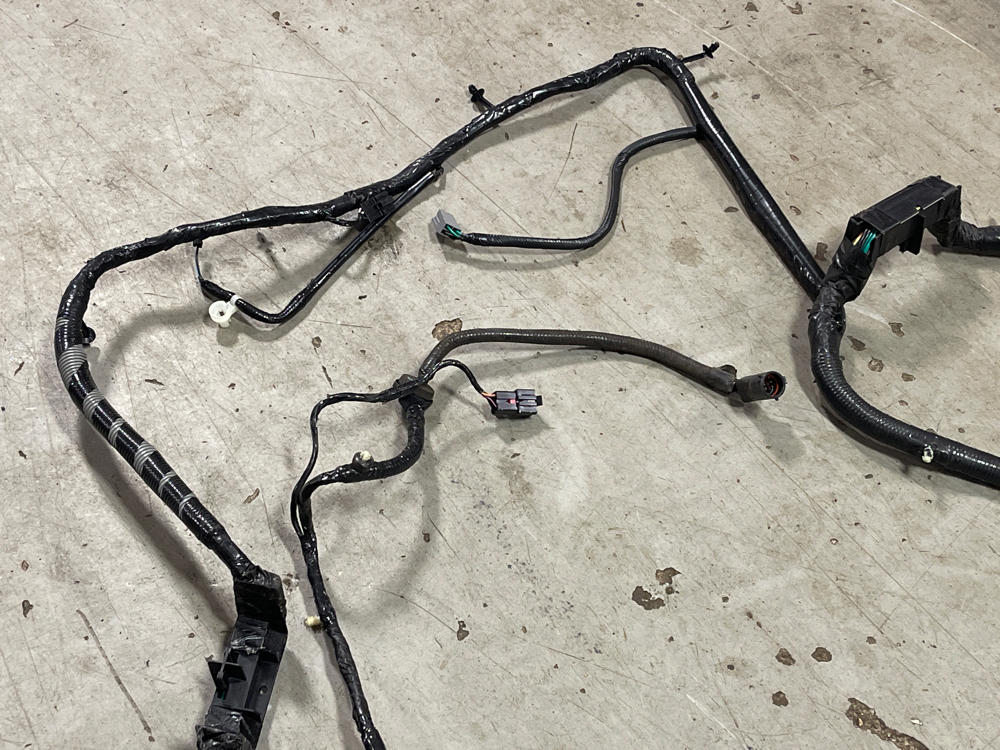 2003-04 Ford Mustang Mach One Body Harness- FOR MANUAL TRANS 19k Miles 296