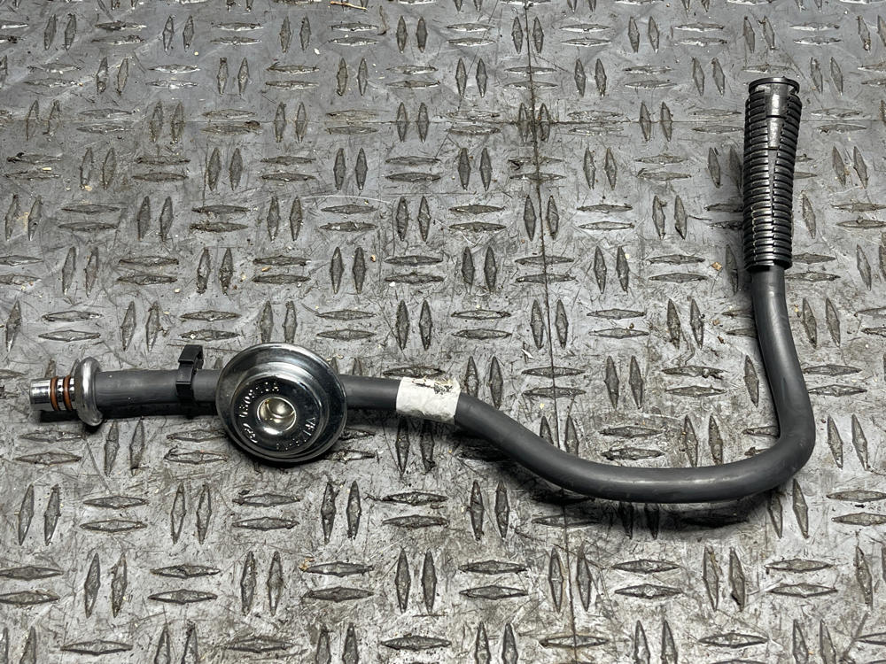 2003-04 Ford Mustang Mach One Fuel Dampener 19k Miles 296