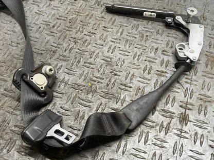 2015-17 Ford Mustang GT OEM Pass. Front RH Seat Belt- CONVERTIBLE 312