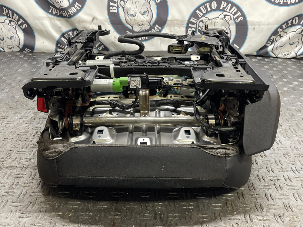 2018-23 Ford Mustang GT OEM Pass. Front RH Power Seat Rail Assembly 301