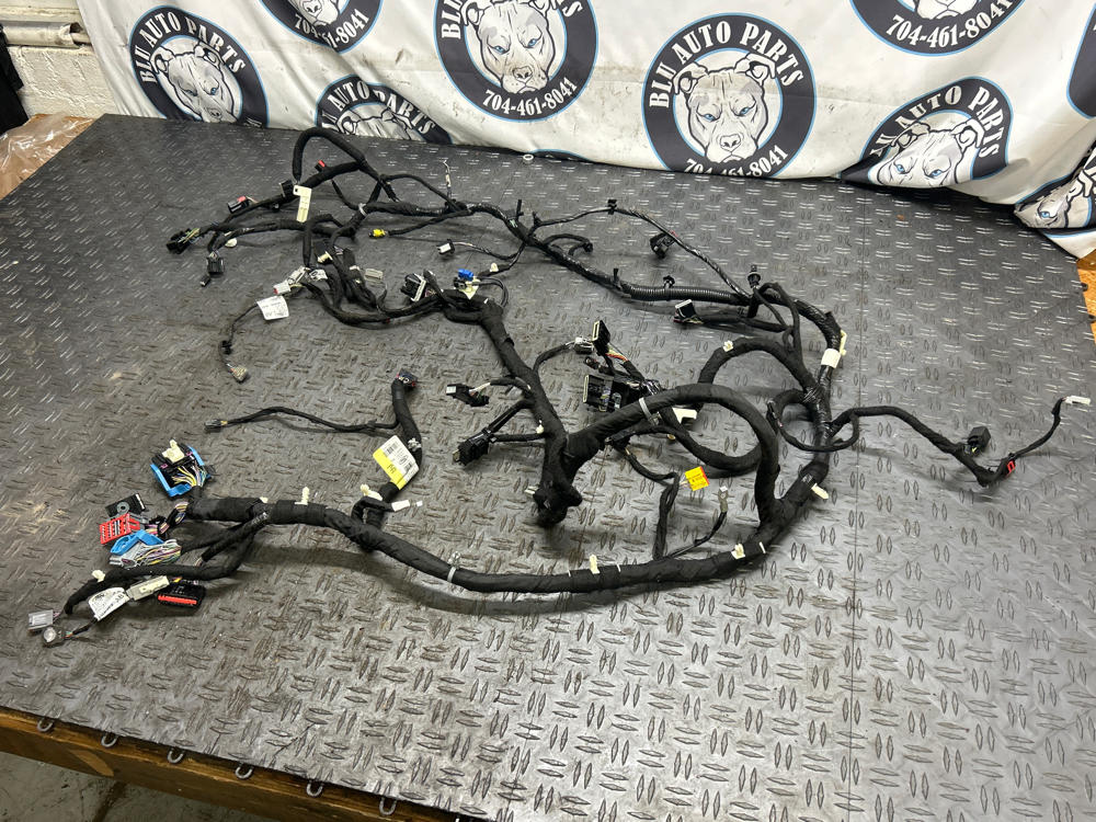 2015-17 Ford Mustang GT Premium Dash Harness (FR3T-14401-FD) 312