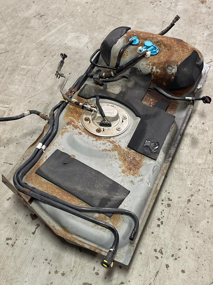 1999-04 Ford Mustang Roush GT Fuel Tank Assembly- *DENTED, SEE DESC.* 293