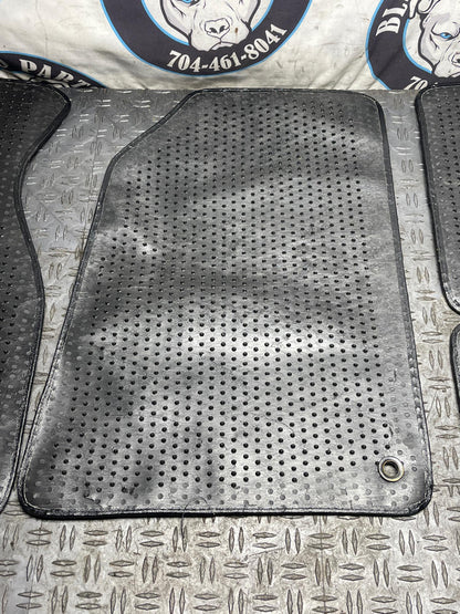 2003-04 Ford Mustang Mach One Mach One Floor Mat Set- 19k Miles 296