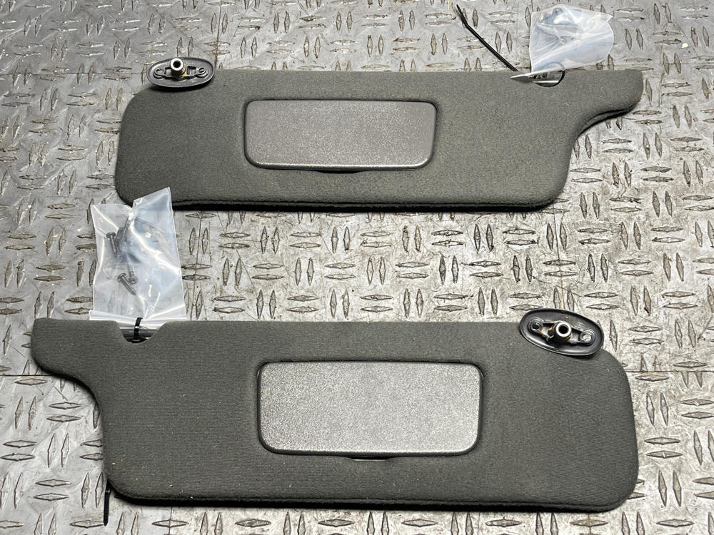 2003-04 Ford Mustang Mach One Coupe Sun Visors Pair- Dark Charcoal 19k Miles 296