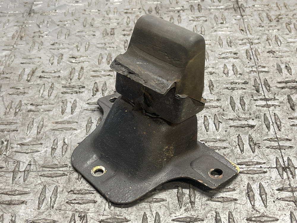 1987-93 Ford Mustang Rear Bump Stop- for 8.8 Axle 117k Miles 289