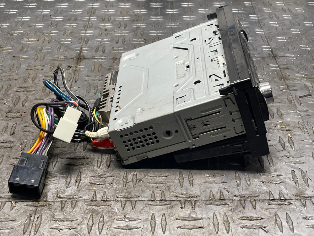 Pioneer DEH-X6600BT Radio 293
