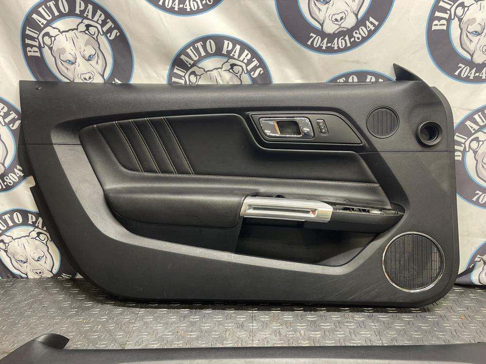 2015-17 Ford Mustang GT Door Panel Pair 312