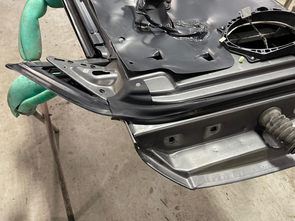2003-04 Ford Mustang Mach One Passenger RH Door Paint Code CX 19k Miles 296