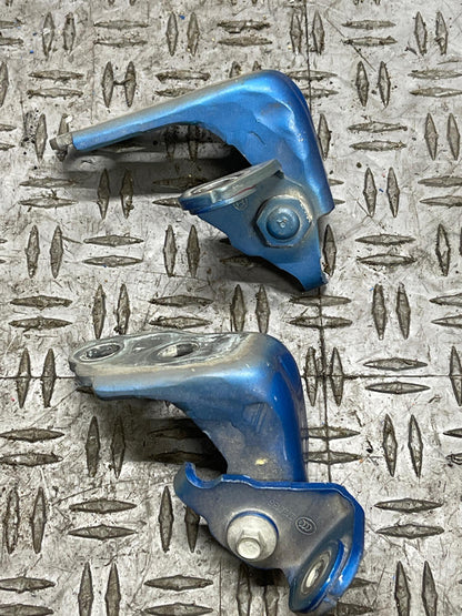 2018-23 Ford Mustang GT Passenger RH Door Hinges Pair- Paint Code E7 301