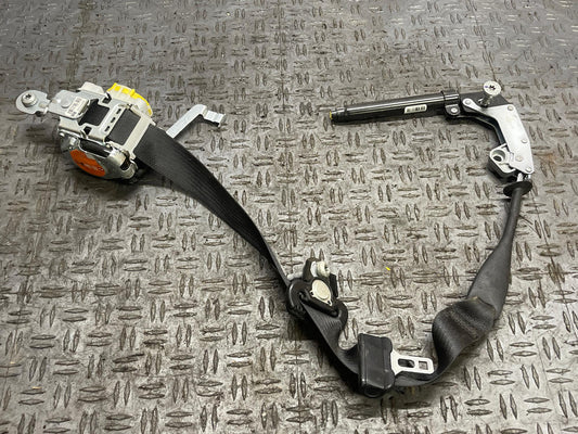 2015-17 Ford Mustang GT OEM Pass. Front RH Seat Belt- CONVERTIBLE 312