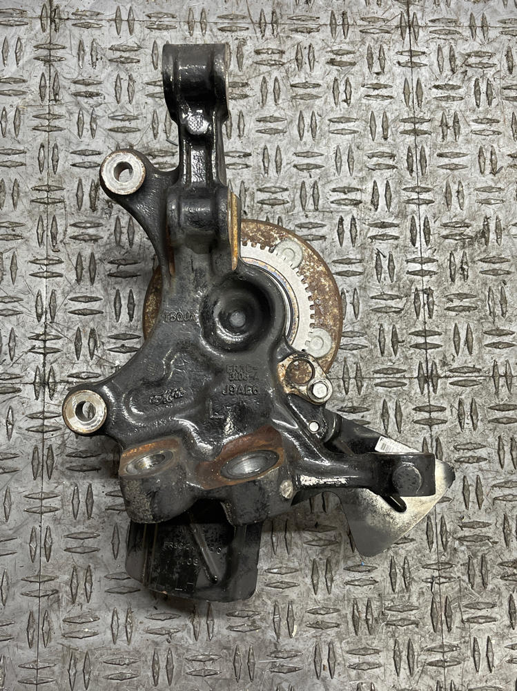 2018-23 Ford Mustang GT Driver Front LH Spindle Assembly 301