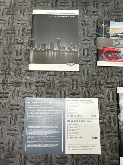 2015 Ford Mustang GT Owners Manual/Press Kit 312