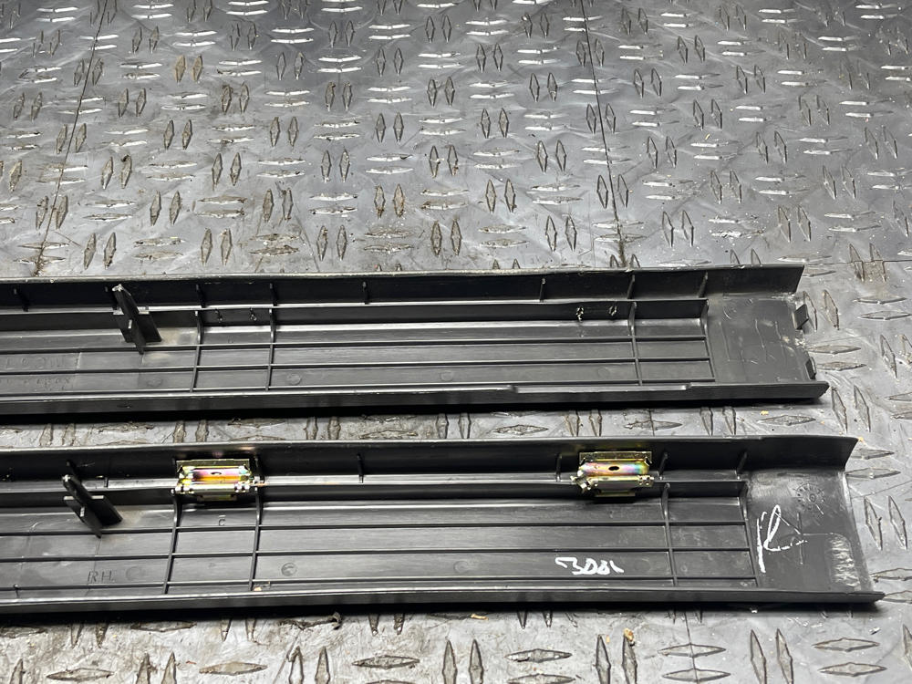 1999-04 Ford Mustang Roush GT Door Sills Pair- Dark Charcoal 293