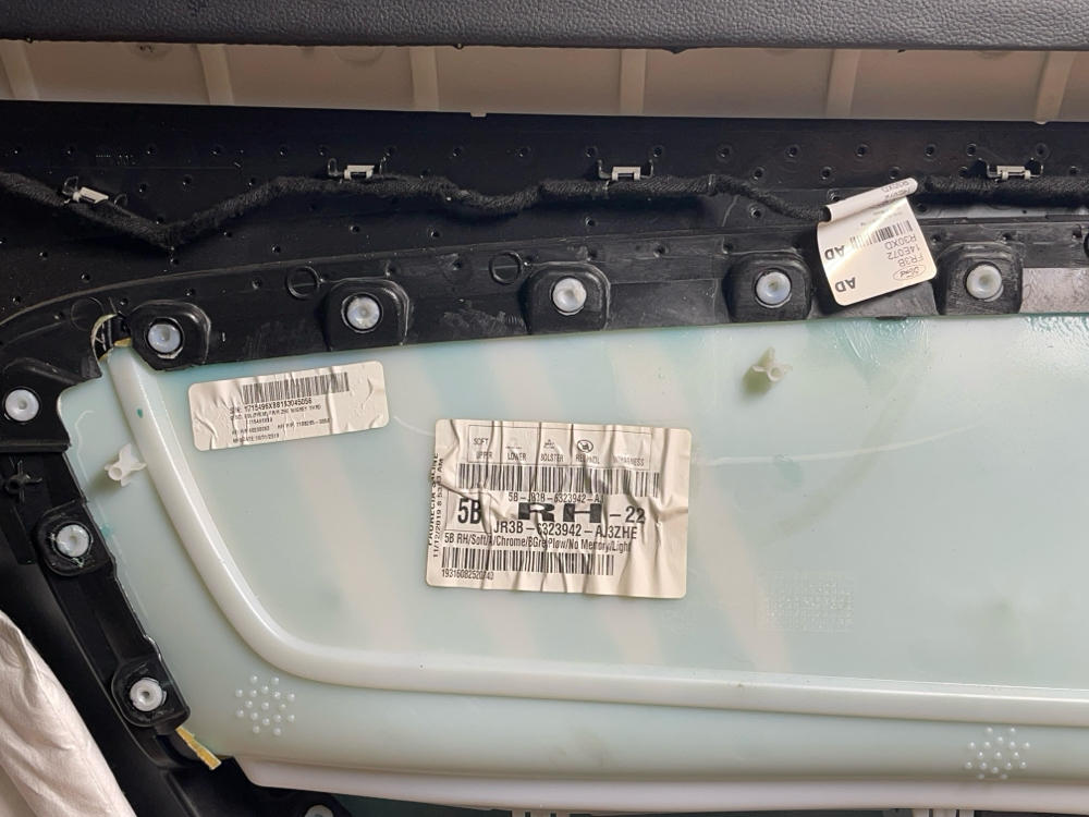 2018-23 Ford Mustang Door Panels Pair 62k Miles 217