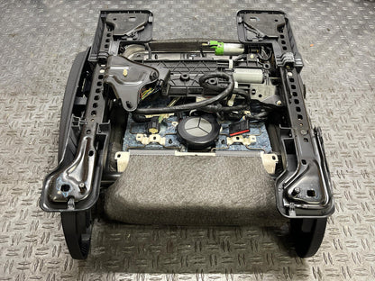 2018-23 Ford Mustang GT OEM Pass. Front RH Power Seat Rail Assembly 301