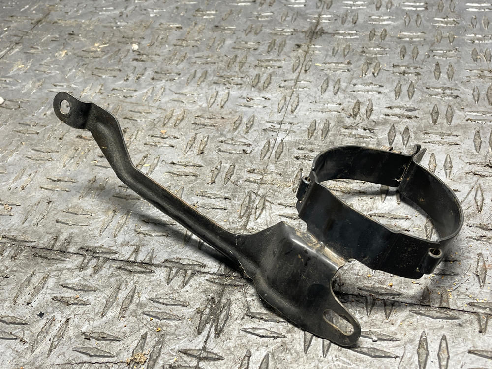1999-04 Ford Mustang Roush GT A/C Drier Mounting Bracket 293