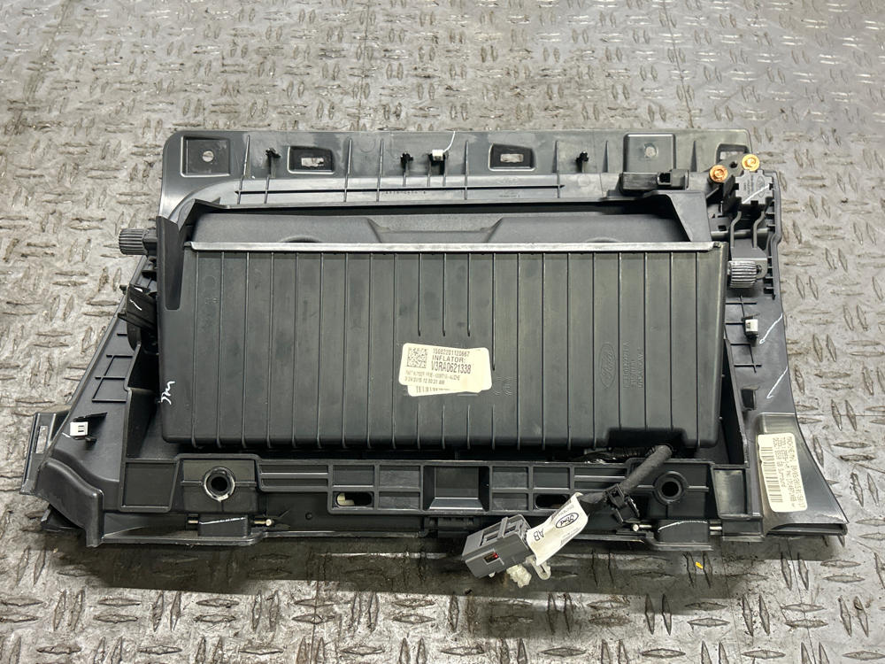 2015-17 Ford Mustang GT Passenger GloveBox (FR3B-63060T10-AU3ZHE) 312