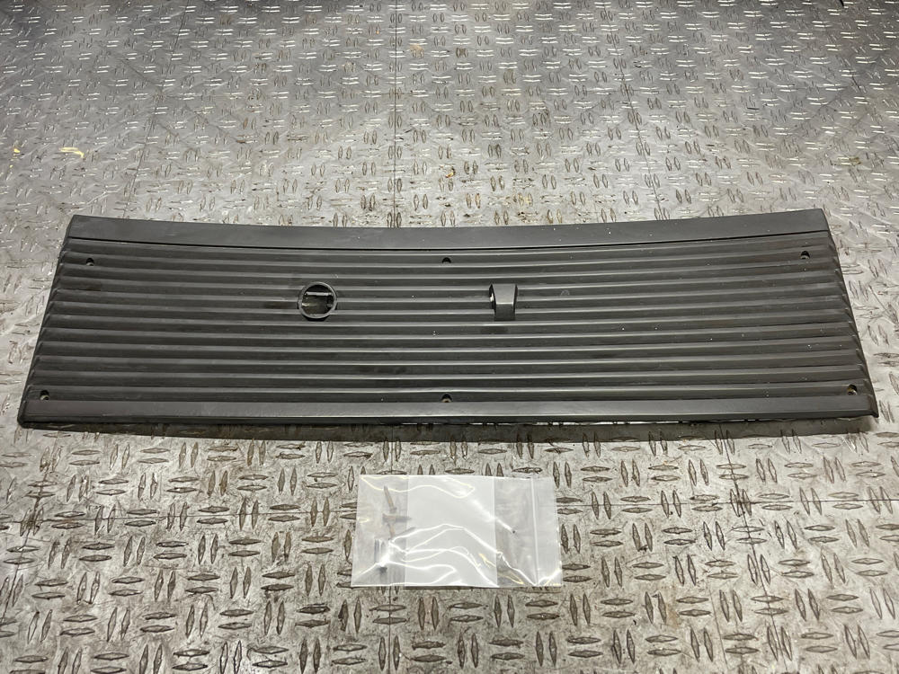 1987-93 Ford Mustang OEM Upper Wiper Cowl Panel 289