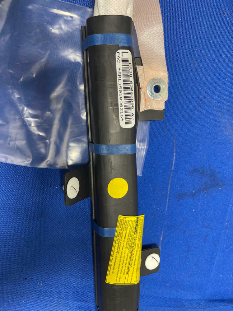 2015-17 Ford Mustang Driver Curtain A Pillar 165