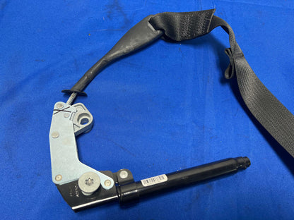 2015-17 Ford Mustang Front RH Seat Belt w/ Buckle 165