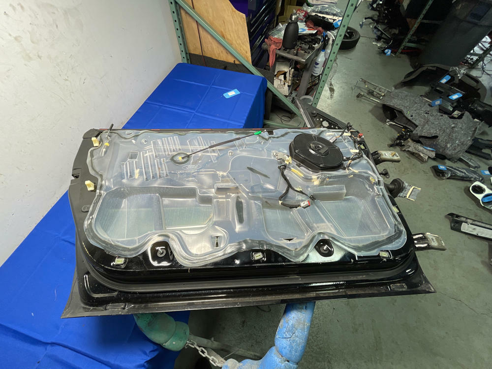 2010-14 Ford Mustang LH Driver Door 160