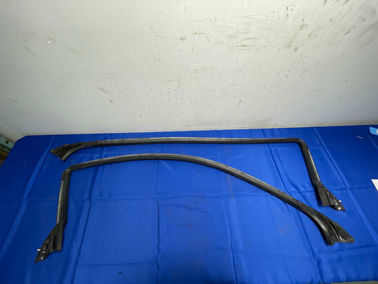 2010-14 Ford Mustang Door Weather Stripping 160
